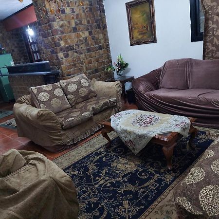 Al Moayad Apartment Near To Genina Mall, Abbas Al Akkad Kairo Exterior foto